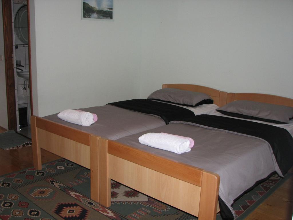 House Nada Apartment Donji Babin Potok Bagian luar foto